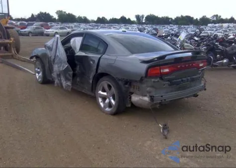 2011 Dodge Charger R/T из США, поврежденный, VIN 2B3CL5CT1BH609346